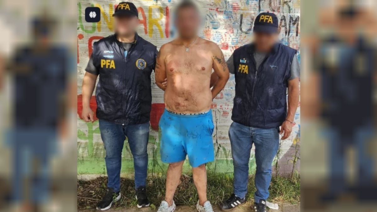 El hombre fue detenido junto a su pareja. El hombre fue detenido junto a su pareja.