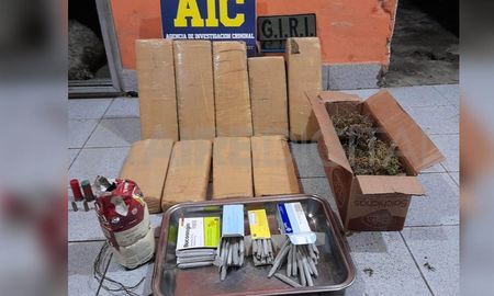 El padrastro y la pareja del medio hermano de Mansilla fueron detenidos este viernes por la tarde en Rosario. El padrastro y la pareja del medio hermano de Mansilla fueron detenidos este viernes por la tarde en Rosario.