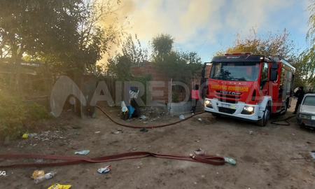 Incendio en una casa del barrio San José Incendio en una casa del barrio San José