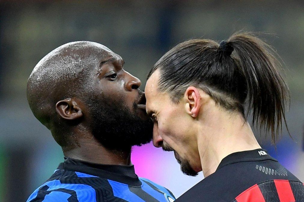 Zlatan Ibrahimovic se defendió de quines lo acusaban de racista por su enfrentamiento con Romelu Lukaku en el clásico italiano Milan-Inter.