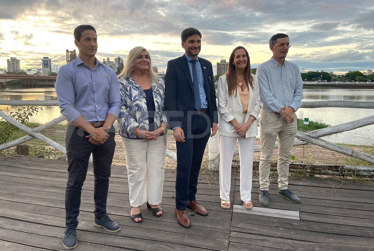 El gobernador Pullaro habló este jueves con la prensa en el marco de la presentación del plan de turismo "Destino Santa Fe". El gobernador Pullaro habló este jueves con la prensa en el marco de la presentación del plan de turismo "Destino Santa Fe".