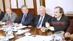 Ricardo Alfonsín: “Es una exageración decir que este gobierno es una dictadura” Ricardo Alfonsín: “Es una exageración decir que este gobierno es una dictadura”