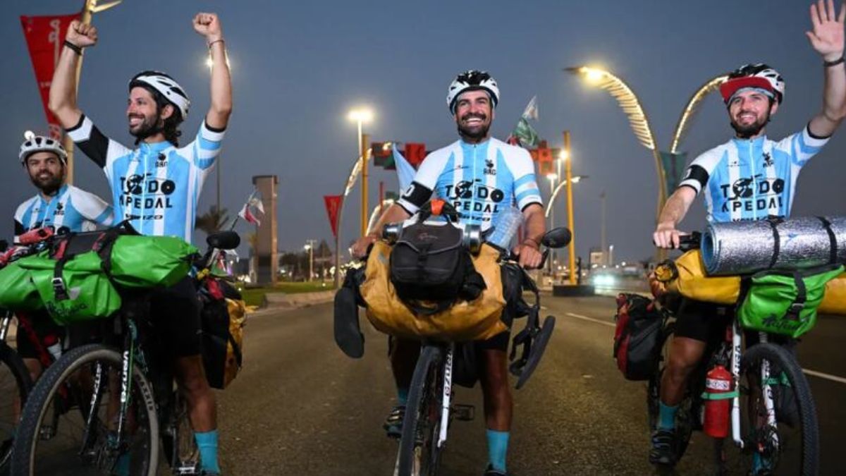 Inseguridad para un fanático de la Scaloneta que pedaleó hasta Qatar para el Mundial: le robaron la bicicleta