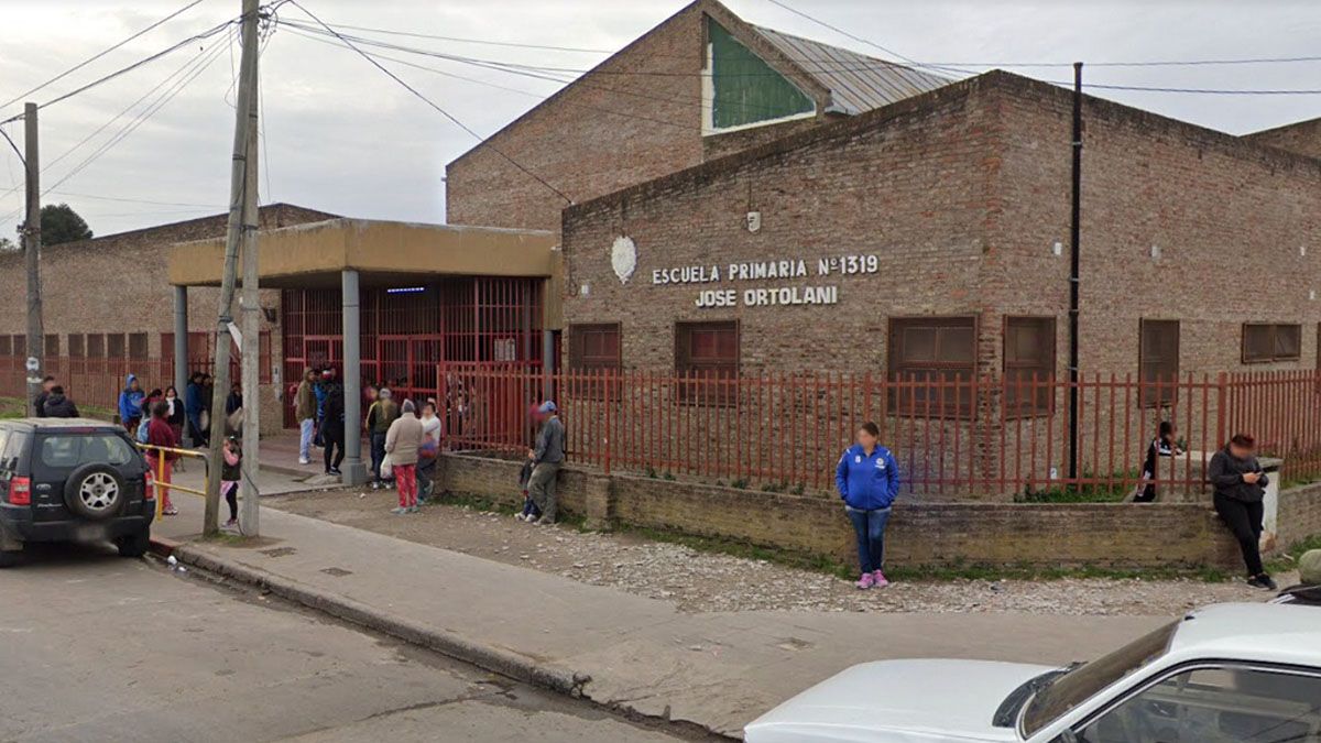 El hecho ocurrió este martes alrededor de las 17.30 en inmediaciones de Génova y Cullen.