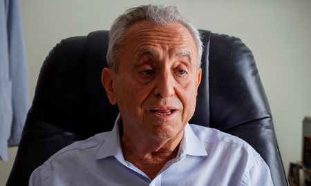 Cahn consideró que no hay que alertar a la población. Cahn consideró que no hay que alertar a la población.