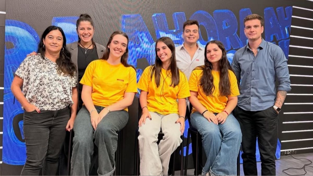 Tres jóvenes de Unirse pasaron por el programa de AIRE Ahora Vengo Sábados.