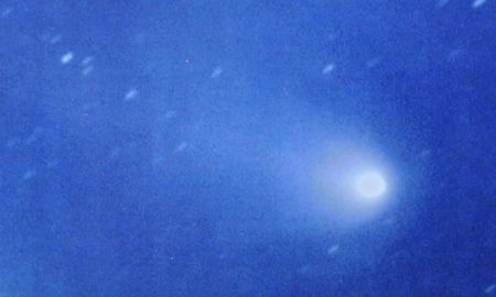 El cometa Leonard visto desde Rosario, Santa Fe. La imagen fue tomada por los astrónomos Víctor Buso y José Luis Sánchez desde el Observatorio Astronómico Gémini Austral. El cometa Leonard visto desde Rosario, Santa Fe. La imagen fue tomada por los astrónomos Víctor Buso y José Luis Sánchez desde el Observatorio Astronómico Gémini Austral.