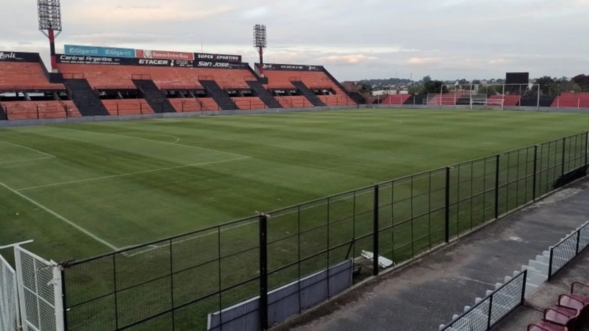 La policía de Entre Ríos brindó un comunicado de prensa con detalles importantes para los neutrales que vayan al partido de Patronato vs. Colón. La policía de Entre Ríos brindó un comunicado de prensa con detalles importantes para los neutrales que vayan al partido de Patronato vs. Colón.
