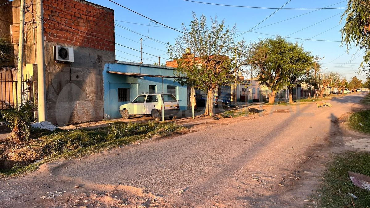Un delincuente atacó a un vecino del barrio Acería.