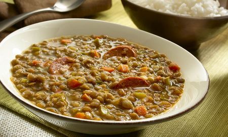 Ni guiso ni locro: la receta económica ideal para el invierno y que se hace con solo 5 ingredientes. Ni guiso ni locro: la receta económica ideal para el invierno y que se hace con solo 5 ingredientes.