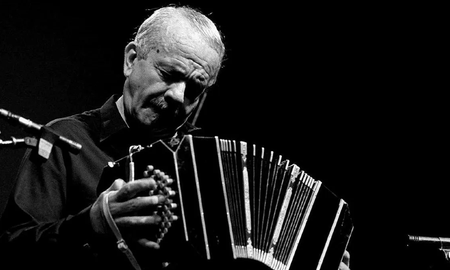 Efemérides del 11 de marzo: en 1921 nace Astor Piazzolla en Mar del Plata Efemérides del 11 de marzo: en 1921 nace Astor Piazzolla en Mar del Plata