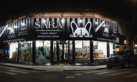 Sara Accesorios se encuentra en la intersección de San Jerónimo y Mendoza, pleno centro de la ciudad de Santa Fe. Sara Accesorios se encuentra en la intersección de San Jerónimo y Mendoza, pleno centro de la ciudad de Santa Fe.