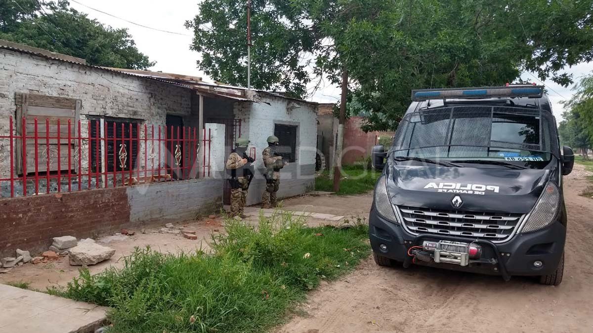 Allanamientos en La Tablada