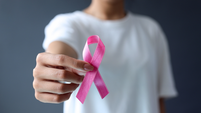 Las historias detrás del lazo rosa, símbolo de la lucha contra el cáncer de mama