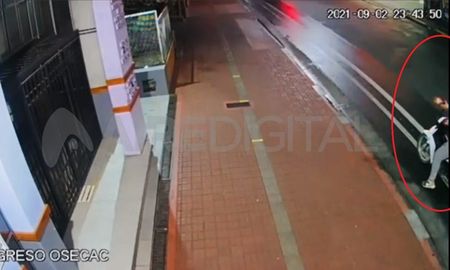 Una de las cámaras registró el momento exacto del ataque Una de las cámaras registró el momento exacto del ataque