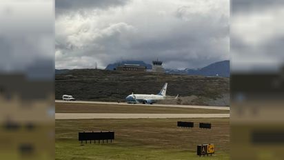 Un avión del Departamento de Defensa de Estados Unidos aterrizó en Ushuaia: qué se sabe hasta el momento