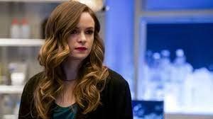 Danielle Panabaker habló de su trabajo en "The Flash".