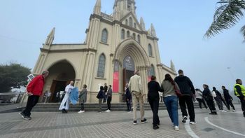 Una multitud ya se acercó a la Basílica de Guadalupe para celebrar a la Virgen