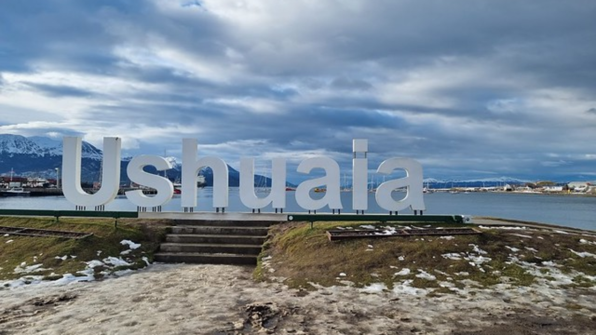 Cuánto cuesta unas vacaciones de verano a la ciudad más austral del mundo.