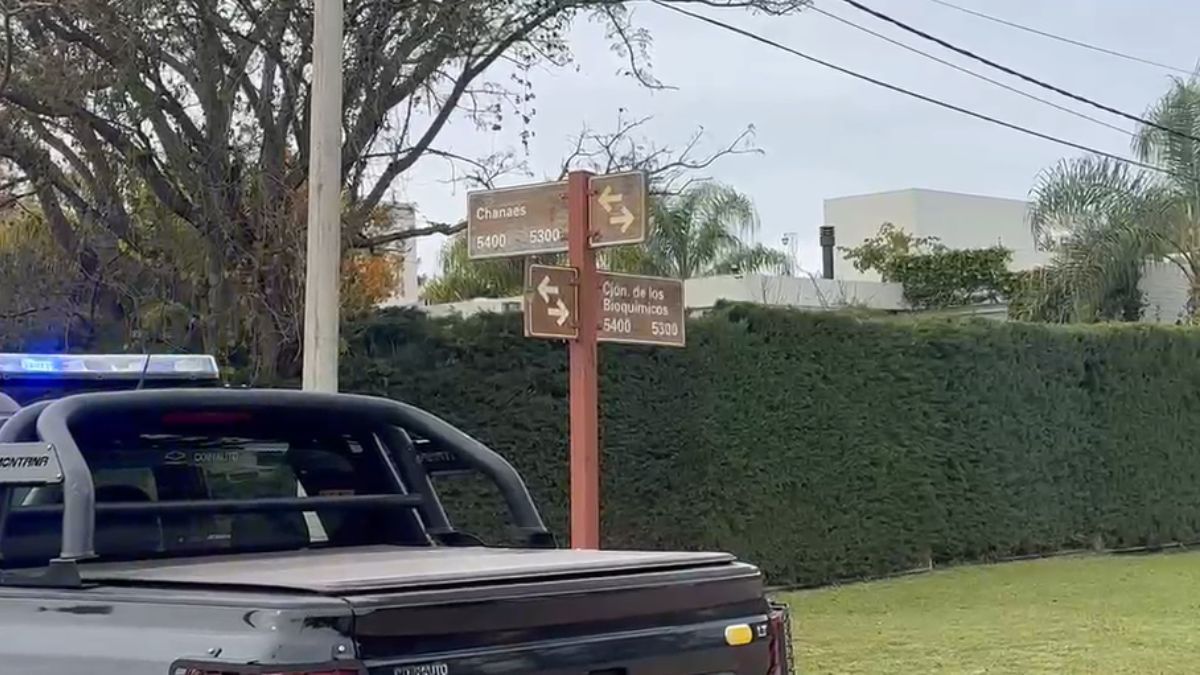 Delincuentes robaron una importante suma de dinero en pesos y dólares en una vivienda de Colastiné Norte.&nbsp;