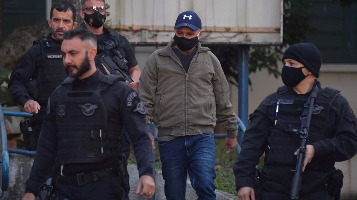 Queiroz fue detenido en un operativo realizado en la casa del abogado del jefe del Estado