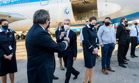 El emotivo audio entre los pilotos y la torre de control en el vuelo de Aerolíneas a Rusia El emotivo audio entre los pilotos y la torre de control en el vuelo de Aerolíneas a Rusia