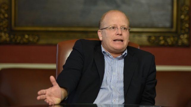 Contigiani votará en contra del aborto y en el PS le piden que lo reconsidere