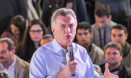 El expresidente llega a Santa Fe, unos días después de la visita de Larreta. El expresidente llega a Santa Fe, unos días después de la visita de Larreta.