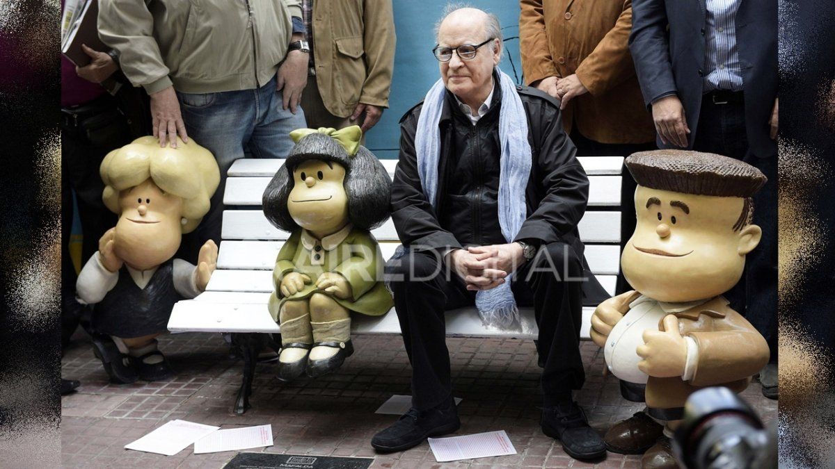 El 29/09/2014 Quino estuvo presente en la inauguración de las ya míticas estatuas de San Telmo