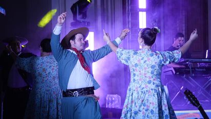 Música, danza y una multitud de gente en la noche de cierre del Festival Folklórico de Guadalupe