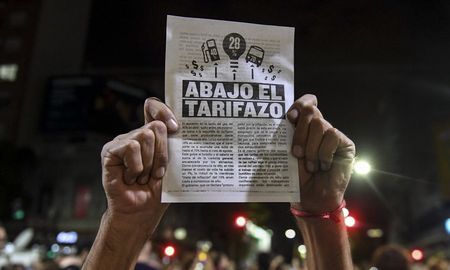 el gobierno oficializo la suspension por dos meses del aumento en la tarifa social de gas el gobierno oficializo la suspension por dos meses del aumento en la tarifa social de gas