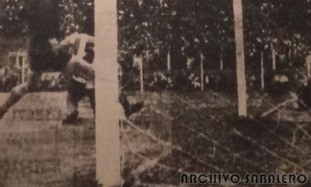 Hace 58 años, Colon venció a la selección argentina en el Cementerio de los Elefantes. Foto: Archivo Sabalero Hace 58 años, Colon venció a la selección argentina en el Cementerio de los Elefantes. Foto: Archivo Sabalero