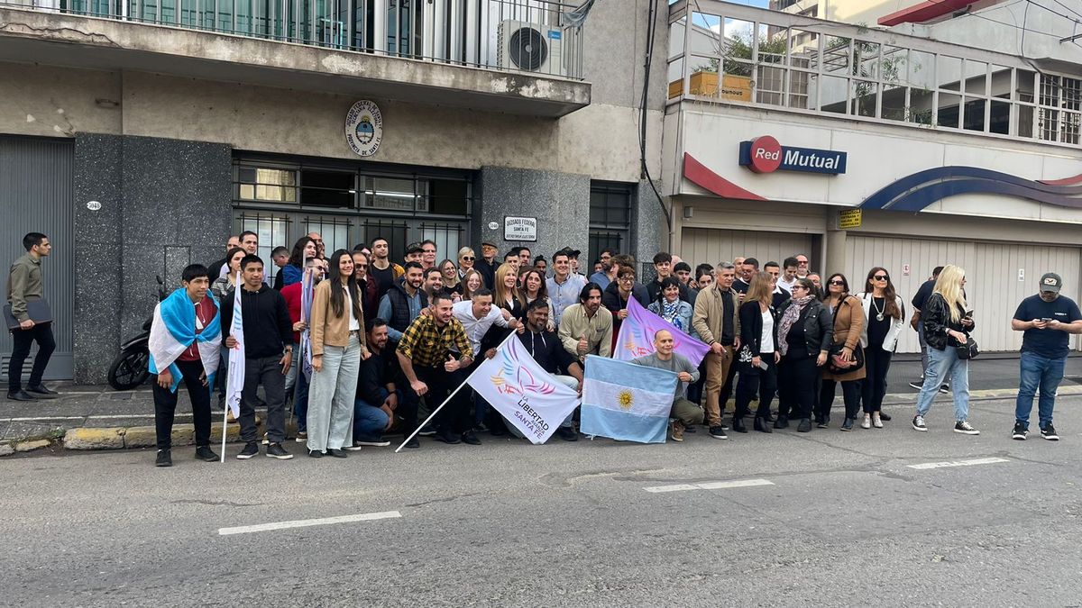 La Libertad Avanza buscará representatividad en el Concejo de Santa Fe durante estas elecciones 2025.