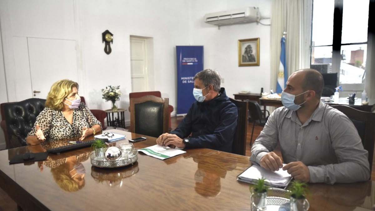 “Hay que hacer hincapié en los cuidados individuales para que sean colectivos”, sostuvo el titular del Ejecutivo Municipal y agregó que “después de cruzar datos con la provincia, podemos asegurar que estamos cerca de la segunda ola. Podría ser en un mes”.