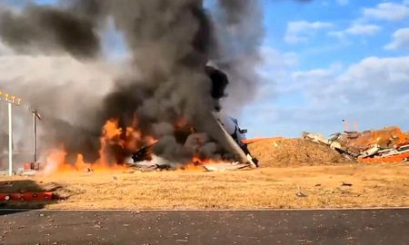 Se estrelló un avión en Corea del Sur y hay al menos 179 muertos. Se estrelló un avión en Corea del Sur y hay al menos 179 muertos.
