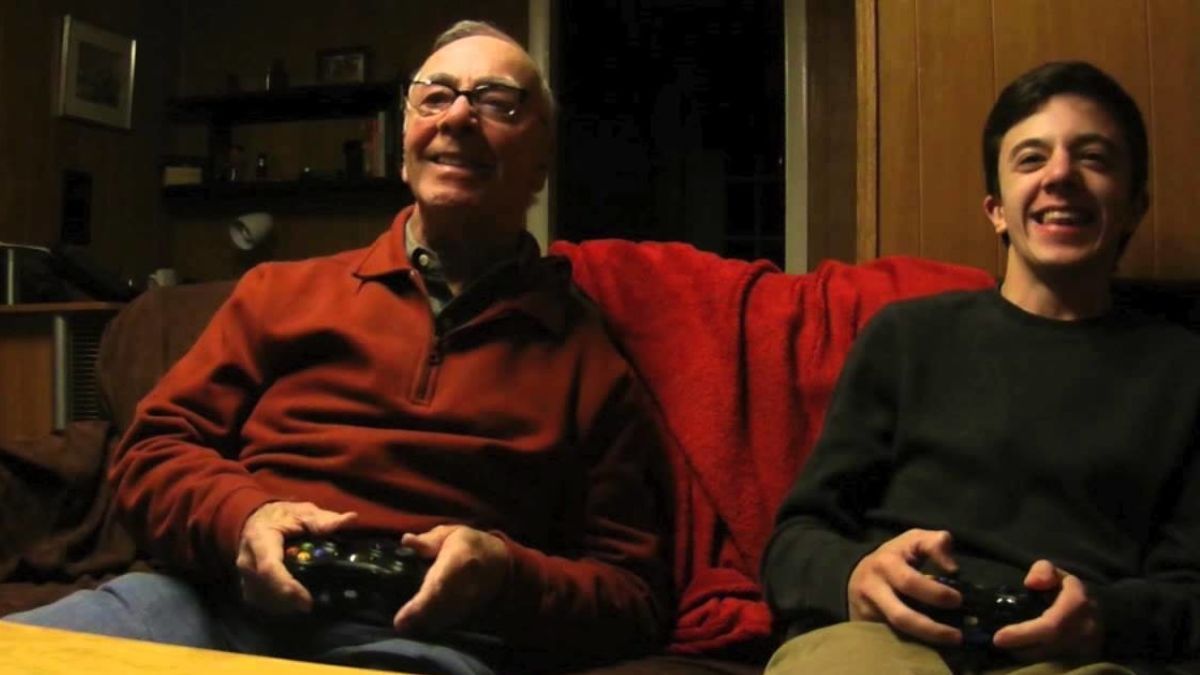 La estimulación constante a través de entornos virtuales interactivos genera una densidad neuronal superior a la de actividades pasivas como mirar televisión.