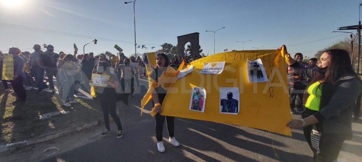El viernes cientos de personas en Rincón se manifestaron en contra del abuso infantil. 