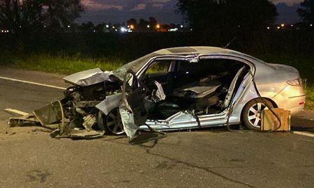 Así quedó el coche en el que se trasladaba el joven de 26 años que sufrió un accidente en la Autovía 19. Así quedó el coche en el que se trasladaba el joven de 26 años que sufrió un accidente en la Autovía 19.