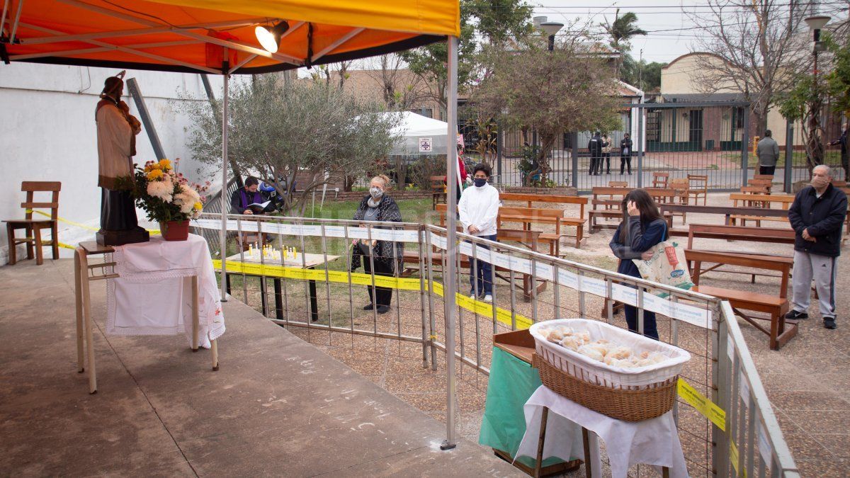 Las postales de una atípica celebración de San Cayetano en Santa Fe