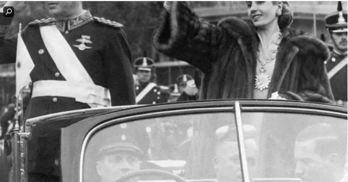 El Packard Super Eight Derham Phaeton fue fabricado en 1939 a pedido del Estado argentino. El Packard Super Eight Derham Phaeton fue fabricado en 1939 a pedido del Estado argentino.