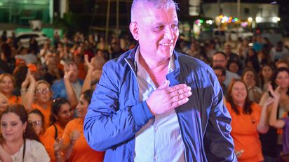 Se lanzó en Sauce Viejo la campaña por la reelección del intendente Mario Papaleo y sus precandidatos a concejales de Unidos para Cambiar Santa Fe