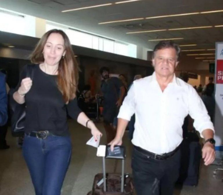 La romántica foto de Quique Sacco y María Eugenia Vidal de vacaciones