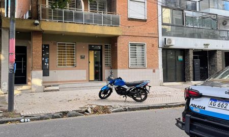 La Justicia de Rosario orienta la investigación hacia un femicidio seguido de suicidio en el caso de la pareja hallada sin vida en distintos puntos de la ciudad. La Justicia de Rosario orienta la investigación hacia un femicidio seguido de suicidio en el caso de la pareja hallada sin vida en distintos puntos de la ciudad.