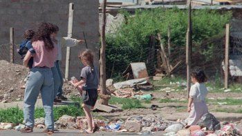 Estamos atravesando la cuarta generación de hijos de desocupados, dicen desde el Juanito Laguna de Santa Fe.