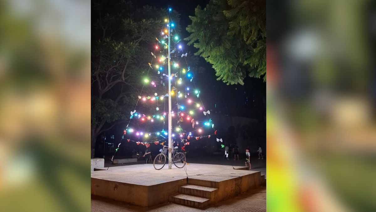 Arbol de navida de barrio El Pozo. Arbol de navida de barrio El Pozo.