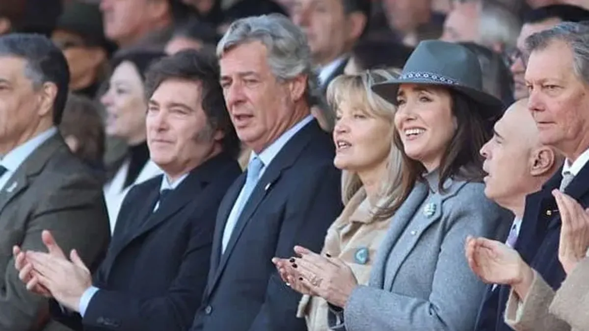 &nbsp;La tensión entre ambos quedó en evidencia en el evento