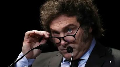 Javier Milei en Bahía Blanca: supervisó la asistencia y se reunió con el intendente