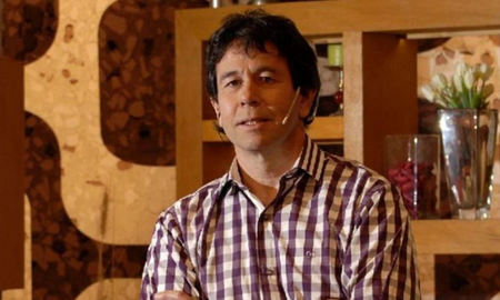 Ariel Rodríguez Palacios, furioso con sus ayudantes en Ariel en su salsa: Estoy re caliente Ariel Rodríguez Palacios, furioso con sus ayudantes en Ariel en su salsa: Estoy re caliente