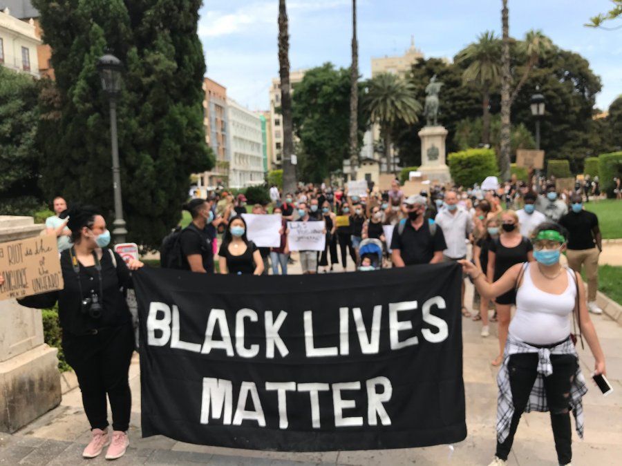 El movimiento de Black Lives Matter denuncia los hechos de racismo. 