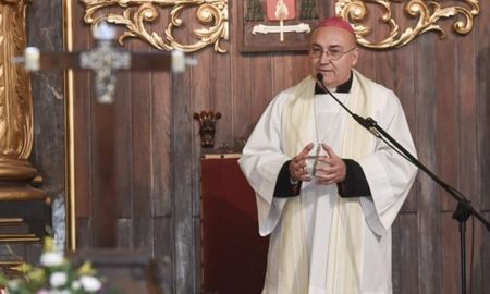 Monseñor Fenoy redactó el mensaje navideño junto con los voluntarios de Cáritas Monseñor Fenoy redactó el mensaje navideño junto con los voluntarios de Cáritas